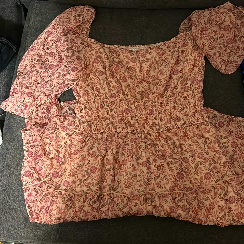 Women’s dress